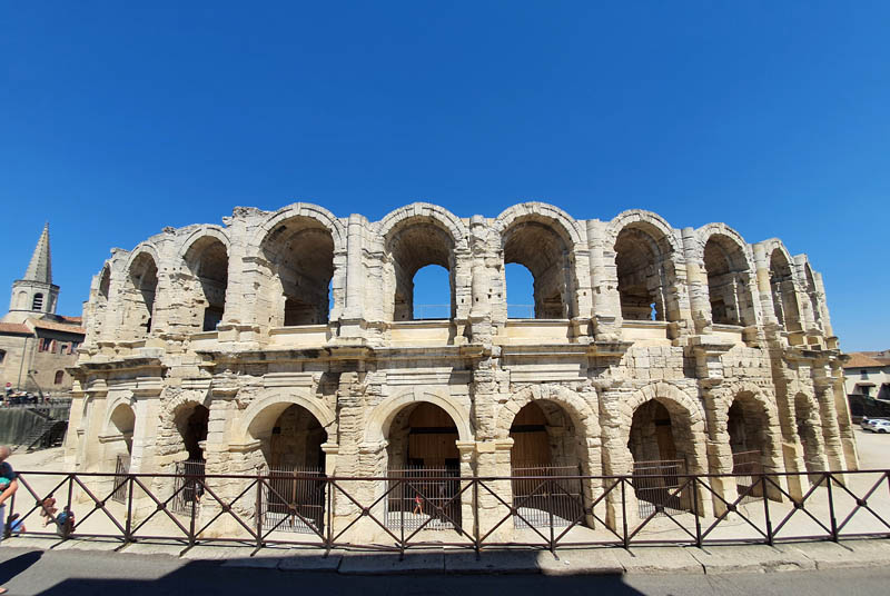 Arles